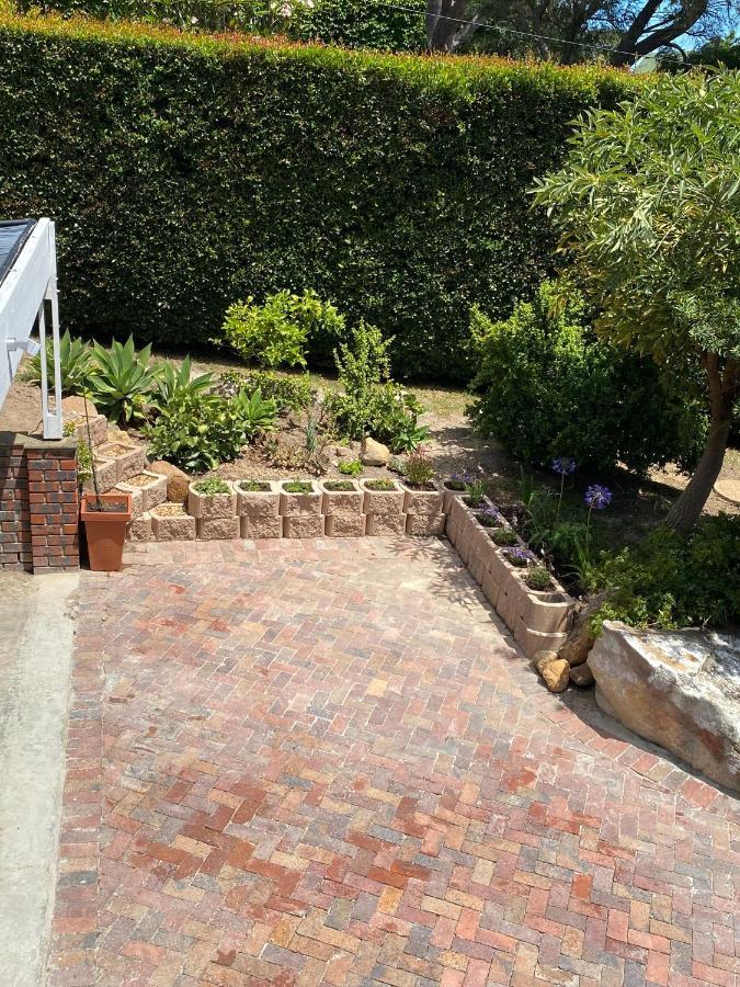 Cosy And Unique Family Retreat In Hout Bay Villa Kapstaden Exteriör bild